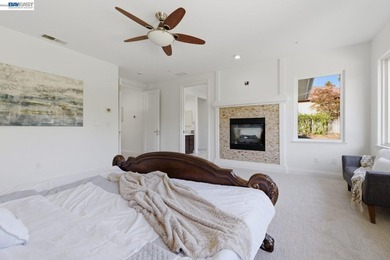 Welcome to this exceptional custom estate in the prestigious - photo 34