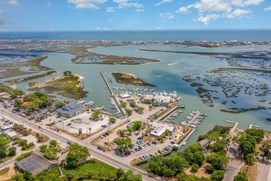 Location! Location! Location! Move in ready. Inlet living and - photo 34
