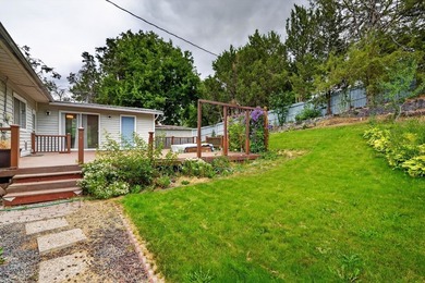 Welcome to your next home ! This home was remodeled in 1982 - photo 39