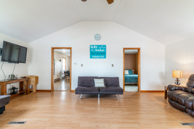 Turnkey cottage on the Lake James Chain ready for new owners! - photo 7