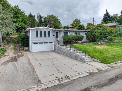 Welcome to your next home ! This home was remodeled in 1982 - photo 48