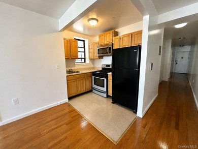 Welcome to 518 West 135th Street, a pre-war HDFC co-op in the - photo 2