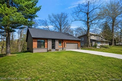 **OPEN HOUSE SUNDAY JUNE 28th 12-2PM** Newly built in 2025, set - photo 1