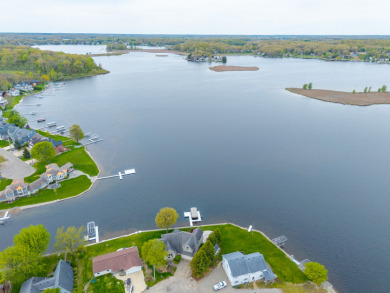 Turnkey cottage on the Lake James Chain ready for new owners! - photo 33