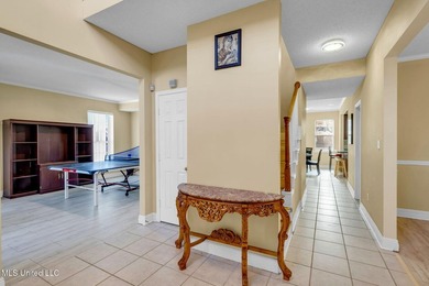 Spacious, private, and full of potential--this 4-bedroom, 2 - photo 5