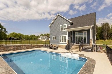 Experience refined living in this beautifully appointed - photo 15