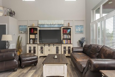 Experience refined living in this beautifully appointed - photo 16