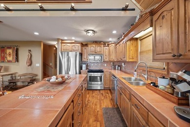 Fabulous Dale Hollow Lake & mountain view home just 5 minutes to - photo 16