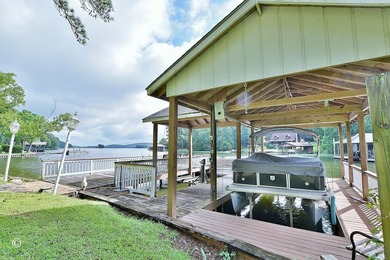 Wake up to breathtaking long-range views of Lake Harding from - photo 19