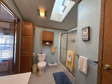 Well-maintained 1-owner, 2-bedroom, 2-bath manufactured home - photo 19