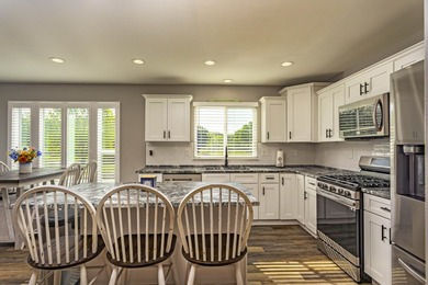 Experience refined living in this beautifully appointed - photo 24