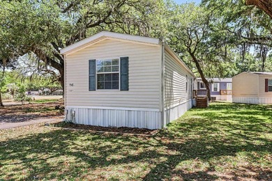 Location! Location! Location! Move in ready! Inlet living and - photo 25