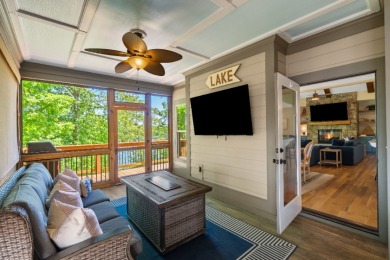 140' of Lake Keowee Living on a Protected Deep Water Bay - photo 12