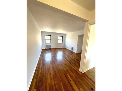 RARELY AVAILABLE,  *Sponsor Unit * -- NO interview, NO - photo 3