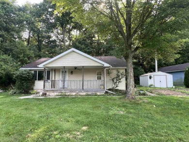 Lake Home For Sale in Wolcottville, Indiana