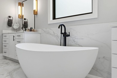 A 2023 Parade of Homes Entry. Thoughtfully designed and - photo 18