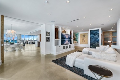 Welcome to this extraordinary high-floor combination at - photo 22