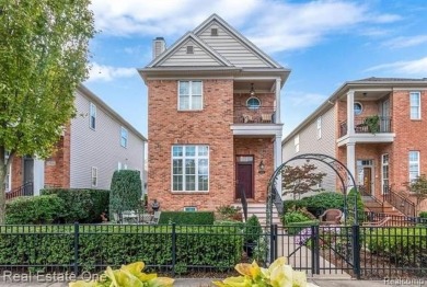 Lake Condo For Sale in Harrison Township, Michigan