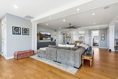 Wasatch Towers Penthouse No. 1001 commands the entire top floor