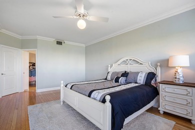 Beautiful 2 bed 2 bath unit overlooking the intercoastal - photo 16