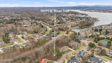 Exceptional building lot in the prestigious River Sound - photo 2