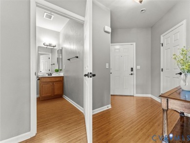 ALL the amenities, at your fingertips! Welcome to this