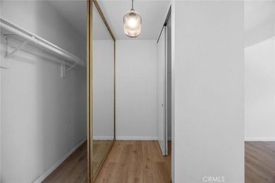 Beautifully upgraded upper-level condo in the FHA-approved - photo 24