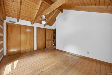 Enjoy lake living with this cozy cabin-style home on beautiful - photo 28