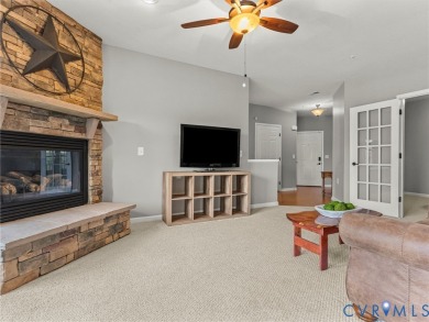 ALL the amenities, at your fingertips! Welcome to this