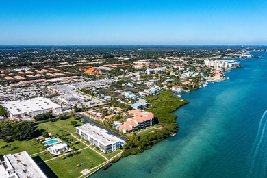 Beautiful 2 bed 2 bath unit overlooking the intercoastal - photo 29