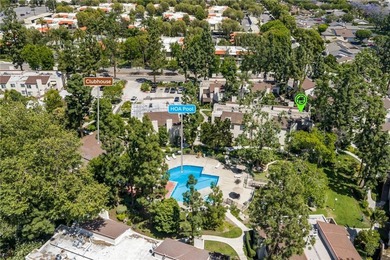 Beautifully upgraded upper-level condo in the FHA-approved - photo 35