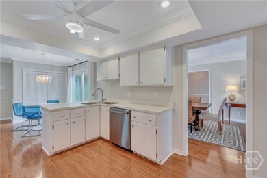 Welcome to your new sanctuary! Nestled in a serene neighborhood - photo 16