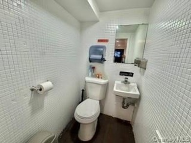 Calling All Investors, Developers, & End-Users!!! 4 Unit 5,200+ - photo 21