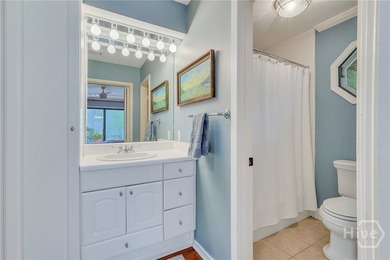 Welcome to your new sanctuary! Nestled in a serene neighborhood - photo 23