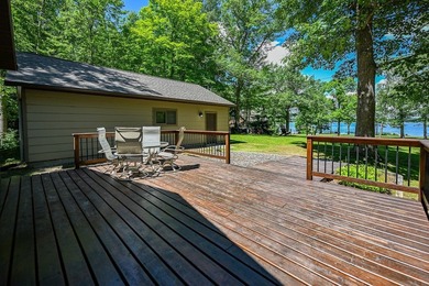 Escape to this charming four-season cabin on highly sought-after - photo 23