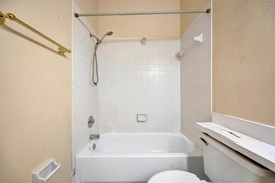 Virtually Staged. Welcome to 2925 Park Lake Drive in Forty Three - photo 28