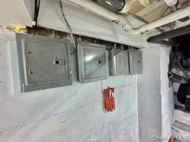 Calling All Investors, Developers, & End-Users!!! 4 Unit 5,200+ - photo 30