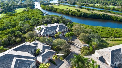This Pristine corner townhome in Harbour Island at Palm Cove - photo 3