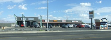 This excellent opportunity includes the lot to the north with a - photo 4