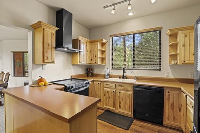 Charming A-Frame Cabin Surrounded by Tall Pines in Happy Jack - photo 18