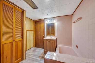 Welcome to this beautifully maintained 4-bedroom, 3 full - photo 28