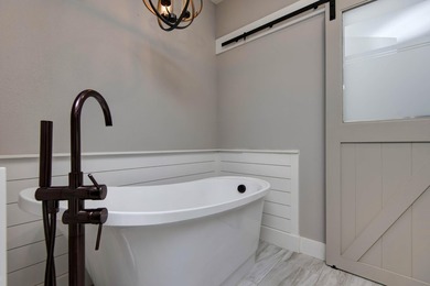 Welcome to this immaculate five-bedroom, three-bath home located - photo 31