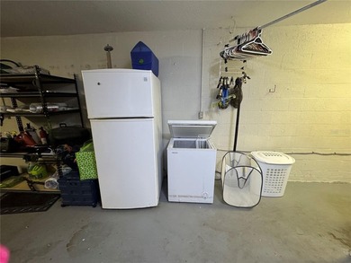 BACK ON THE MARKET:PREVIOUS BUYER'S LOSS, YOUR GAIN!! ADJUSTED - photo 35