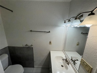 BACK ON THE MARKET:PREVIOUS BUYER'S LOSS, YOUR GAIN!! ADJUSTED - photo 37