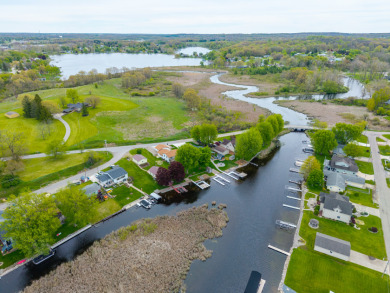 Turnkey cottage on the Lake James Chain ready for new owners! - photo 32