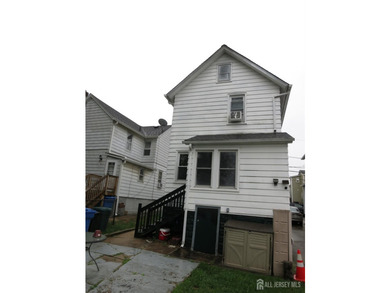 Welcome Home. This 2 bedroom home offers a functional layout - photo 14