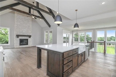BEAUTIFUL HOME WITH A GOLF COURSE VIEW!This home is perfectly - photo 8
