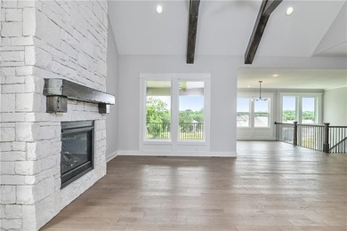 BEAUTIFUL HOME WITH A GOLF COURSE VIEW!This home is perfectly - photo 10