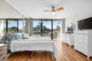 Spacious, investor friendly 3rd floor renovated and move in - photo 23