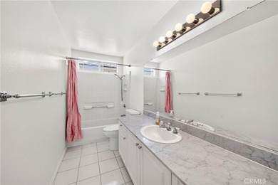 This beautiful 2 -story home locates Shadow Brook Gated - photo 31